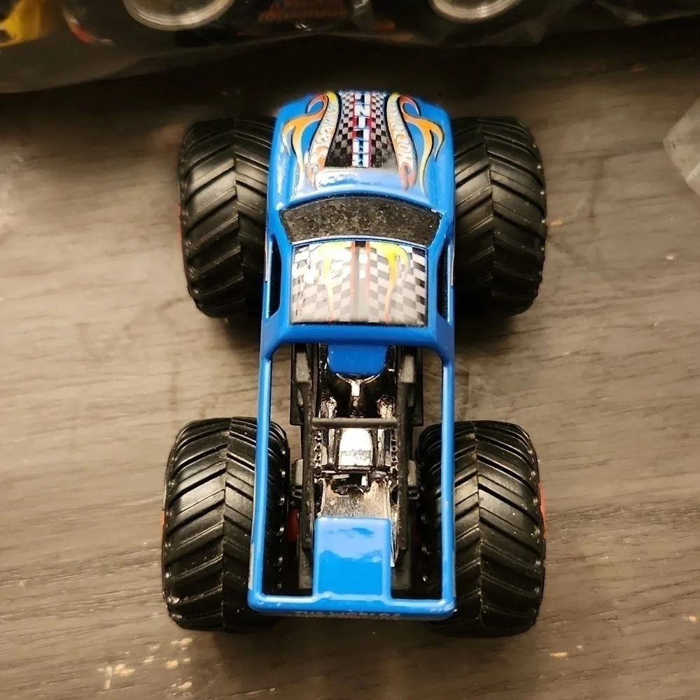 Mattel hotwheels racing
